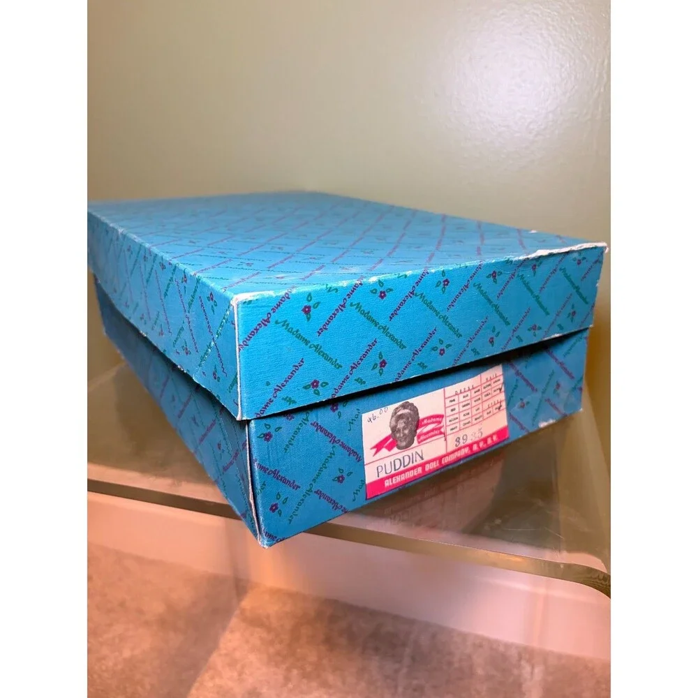 Madame Alexander PUDDIN doll WITH BOX #3935 BRUNETTE
